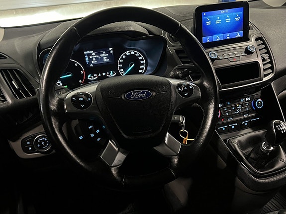 Ford Transit Connect 9 of 24