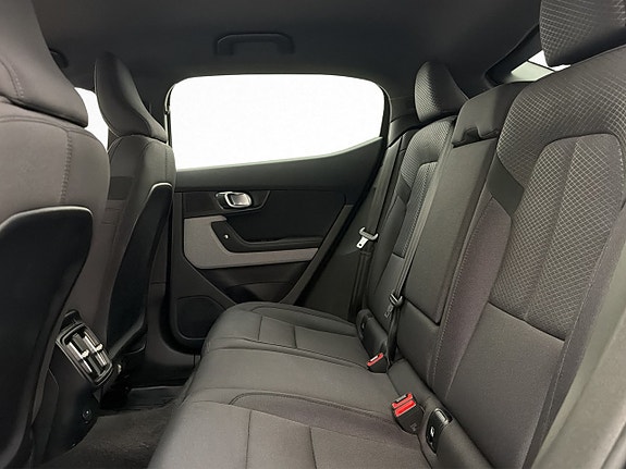 Polestar 2 28 of 30