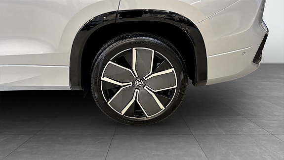 Volkswagen Tayron 6 of 23