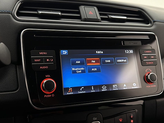 Nissan Leaf 25 of 30