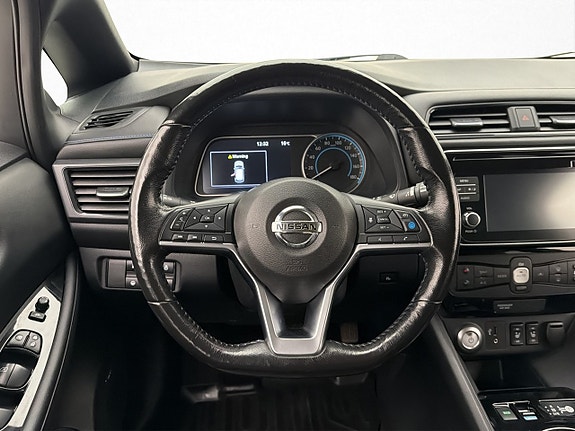 Nissan Leaf 14 of 30
