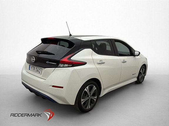 Nissan Leaf 8 of 30