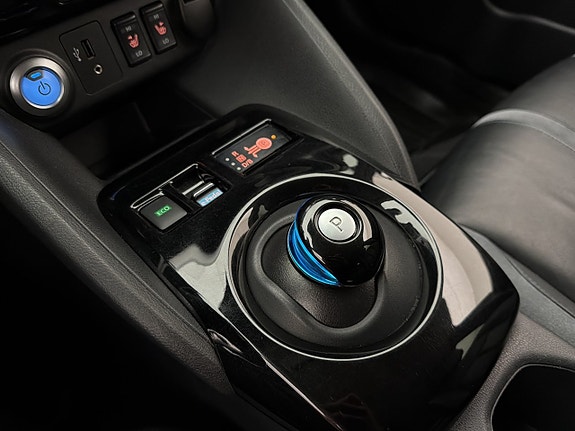 Nissan Leaf 22 of 30