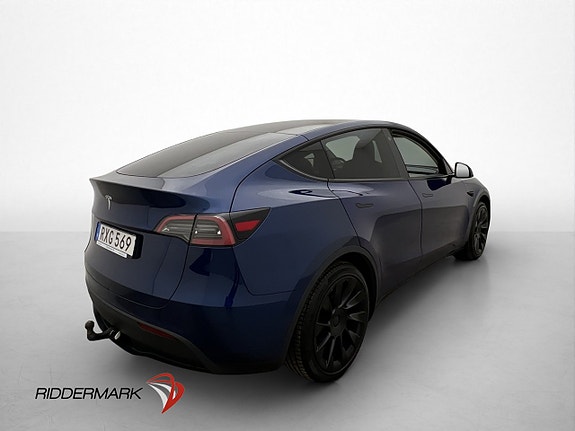 Tesla Model Y 8 of 30