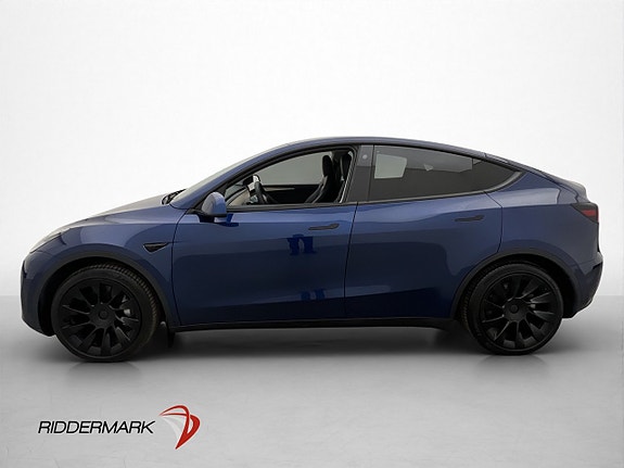 Tesla Model Y 5 of 30