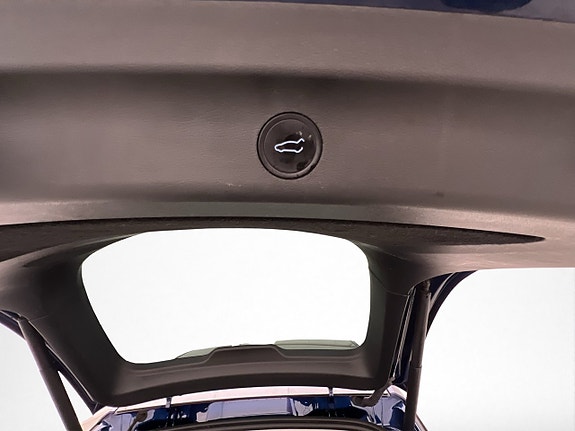Tesla Model Y 30 of 30