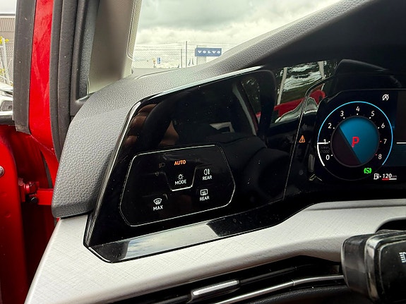 Volkswagen Golf I 21 of 23