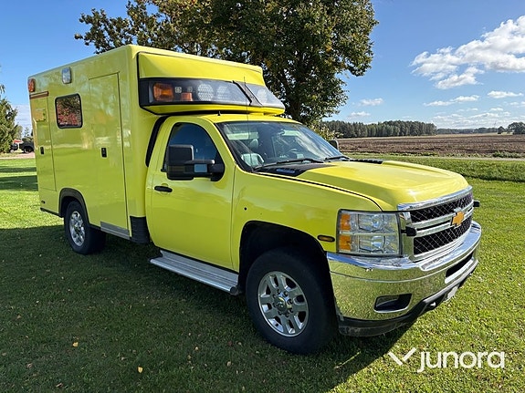 Chevrolet Silverado 2500 9 of 27
