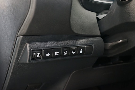 Toyota Corolla 12 of 17