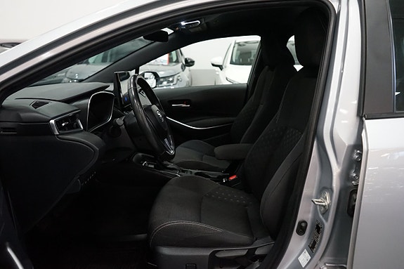Toyota Corolla 9 of 17