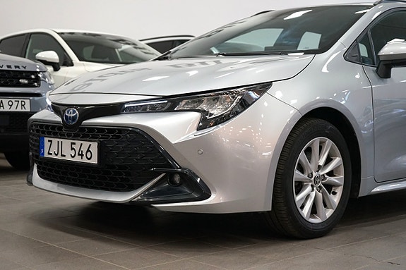 Toyota Corolla 4 of 17