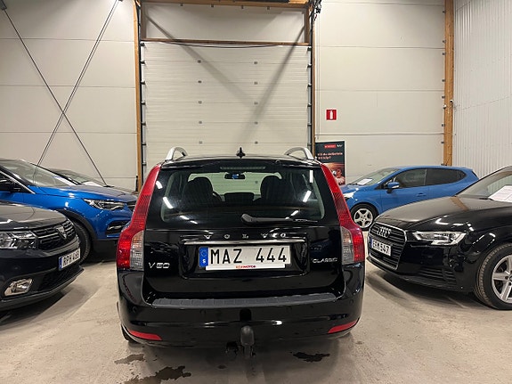 Volvo V50 5 of 18