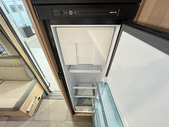 Adria Matrix Plus 670 DL / Alsike Maskin räntekampanj 3,49%, gäller Fre-Sön 12 of 19