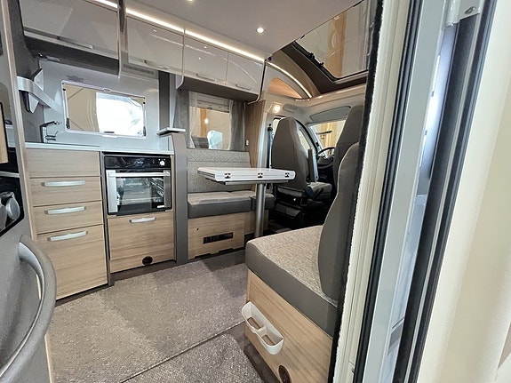 Adria Matrix Plus 670 DL / Alsike Maskin räntekampanj 3,49%, gäller Fre-Sön 6 of 19
