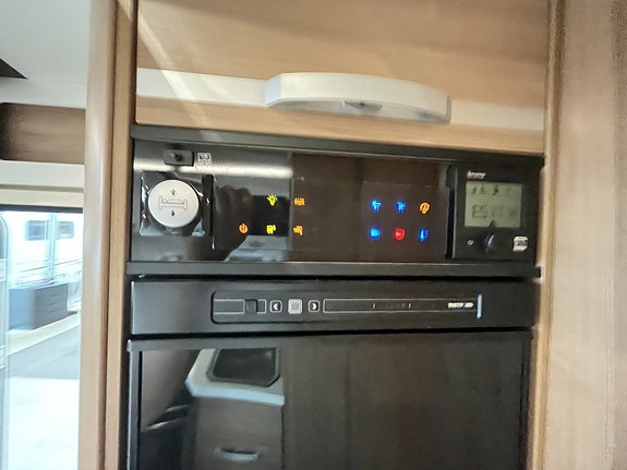 Adria Matrix Plus 670 DL / Alsike Maskin räntekampanj 3,49%, gäller Fre-Sön 11 of 19