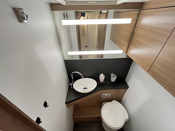 Adria Matrix Plus 670 DL / Alsike Maskin räntekampanj 3,49%, gäller Fre-Sön 15 of 19