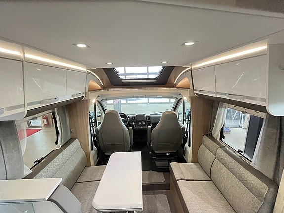 Adria Matrix Plus 670 DL / Alsike Maskin räntekampanj 3,49%, gäller Fre-Sön 7 of 19