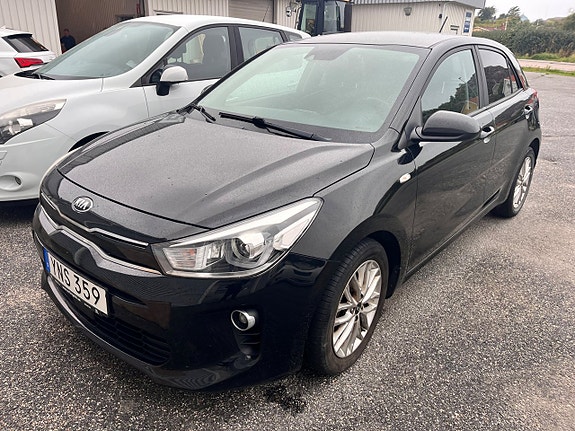 Kia Rio 3 of 10