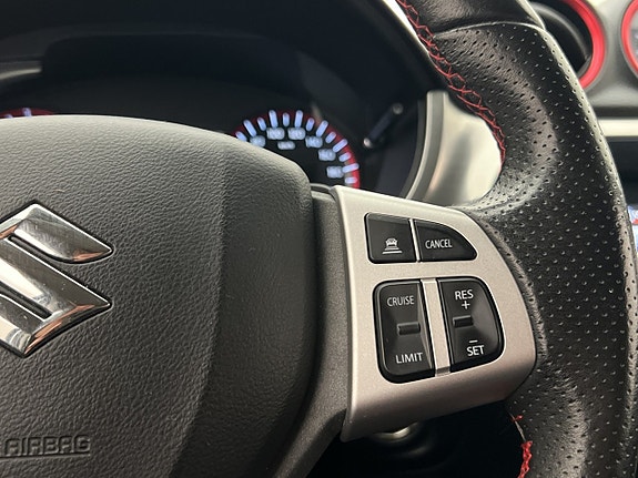 Suzuki Vitara 19 of 30