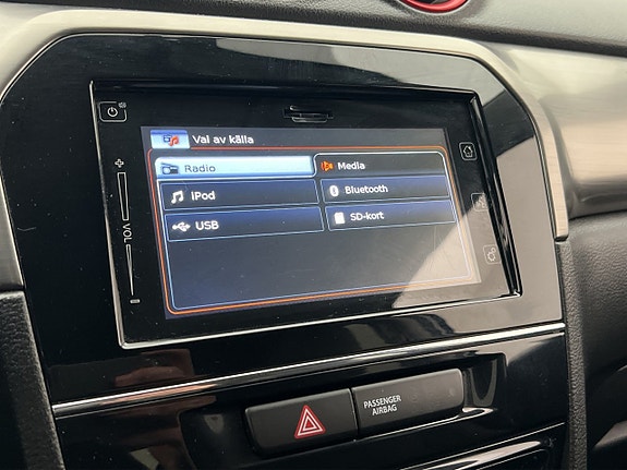 Suzuki Vitara 24 of 30