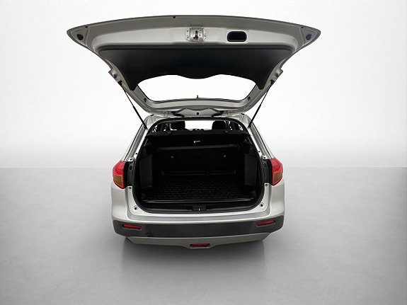 Suzuki Vitara 30 of 30