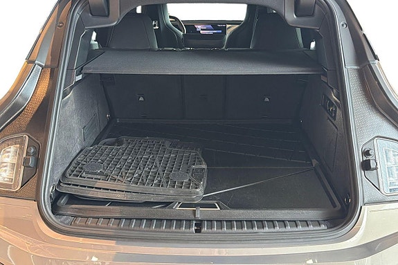 BMW iX 20 of 21