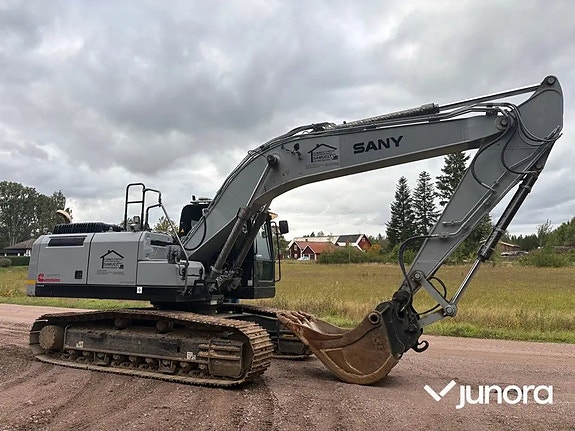 Bandgrävare SANY SY215C LC med Engcon tiltrotator 11 of 30