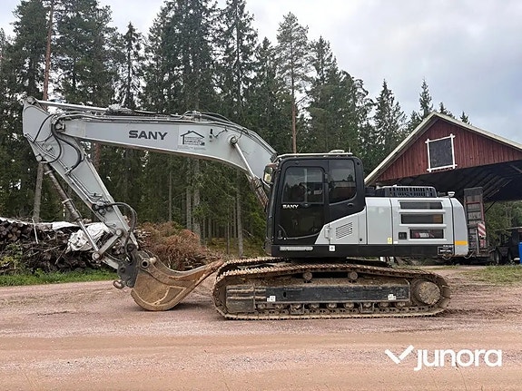 Bandgrävare SANY SY215C LC med Engcon tiltrotator 2 of 30