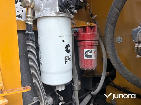 Bandgrävare SANY SY215C LC med Engcon tiltrotator 29 of 30