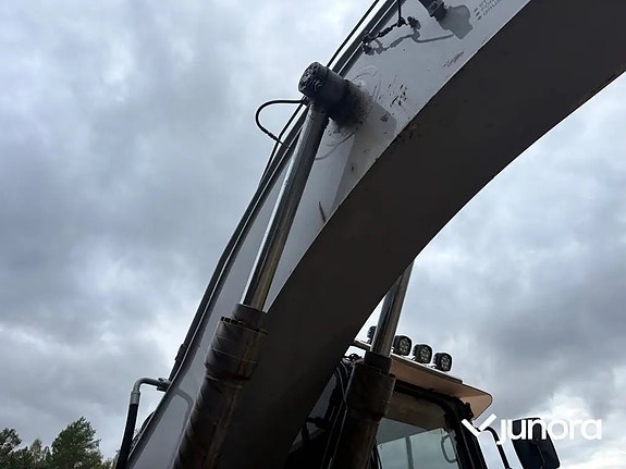 Bandgrävare SANY SY215C LC med Engcon tiltrotator 19 of 30