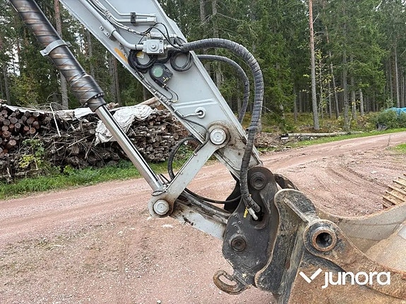 Bandgrävare SANY SY215C LC med Engcon tiltrotator 15 of 30