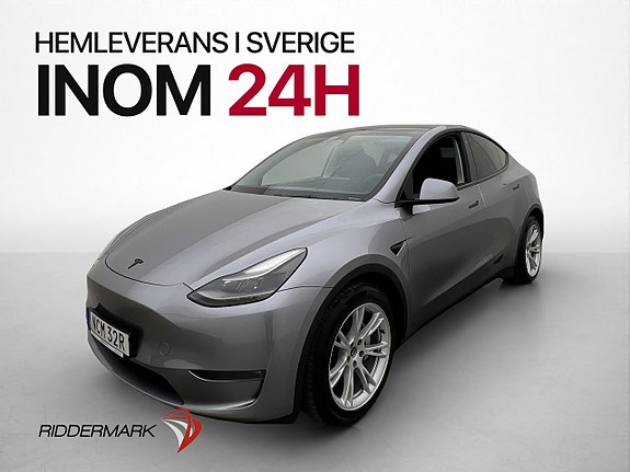 Tesla Model Y 4 of 30