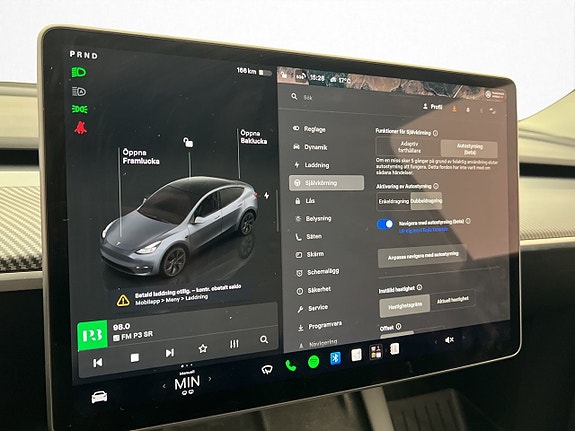 Tesla Model Y 26 of 30