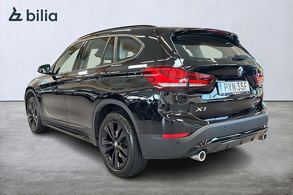 BMW X1 2 of 19