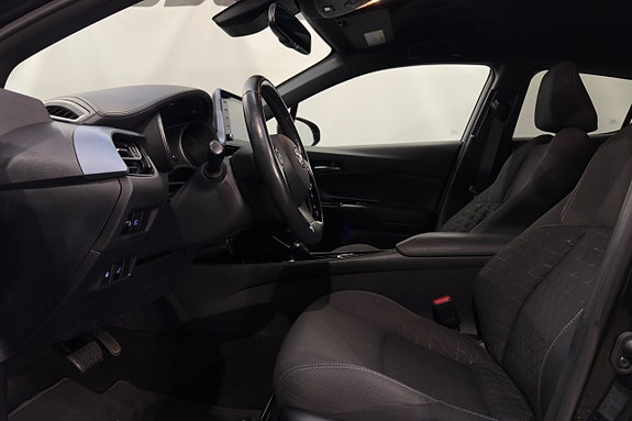 Toyota C-HR 7 of 22