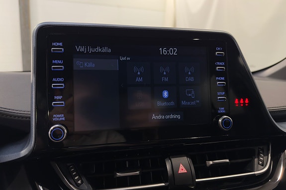 Toyota C-HR 15 of 22