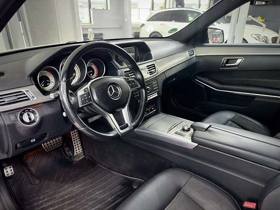 Mercedes-Benz E220 11 of 18