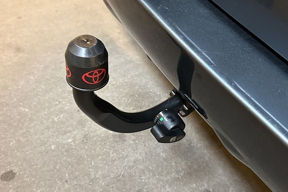 Toyota RAV4 11 of 15