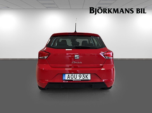 Seat Ibiza 5 of 17