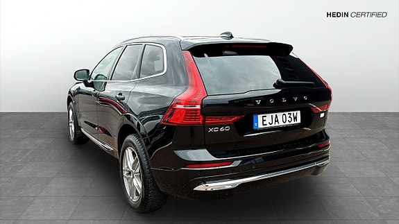 Volvo XC60 15 of 19