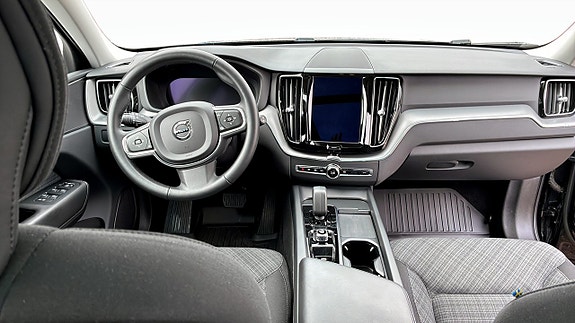 Volvo XC60 4 of 19