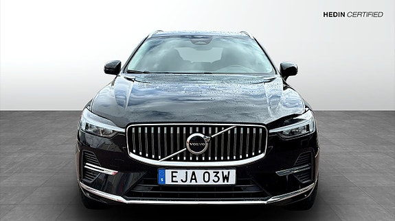 Volvo XC60 8 of 19