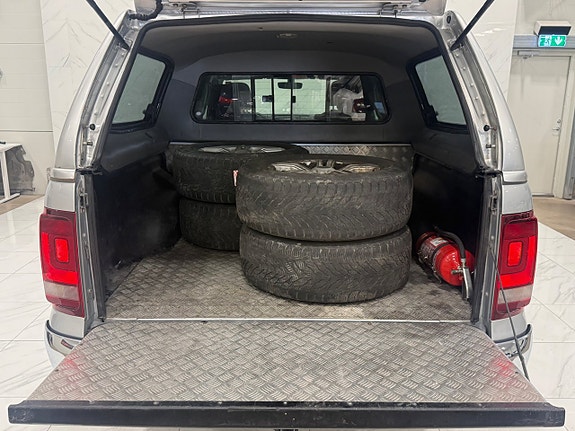 Volkswagen Amarok 19 of 19