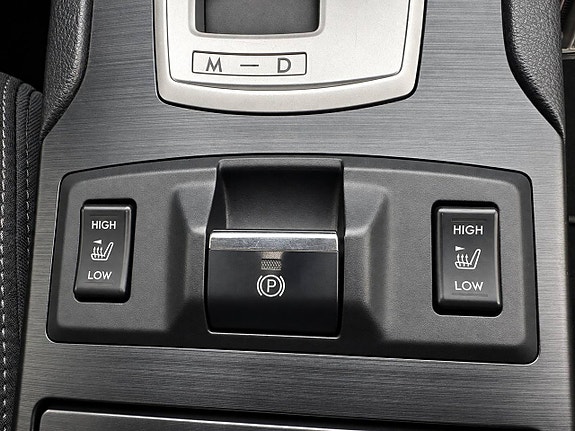Subaru Legacy 15 of 28