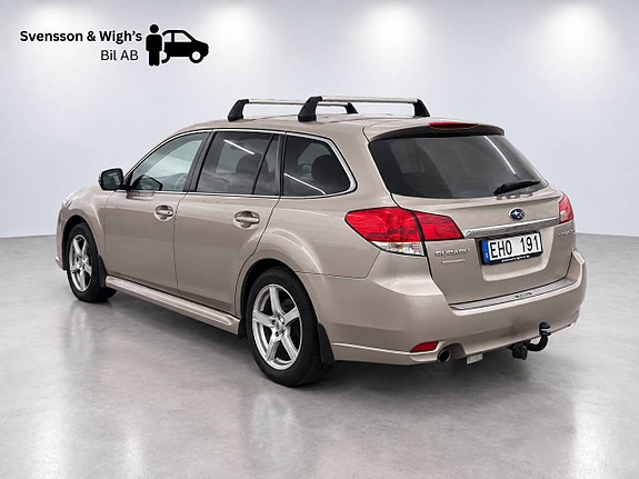 Subaru Legacy 2 of 28