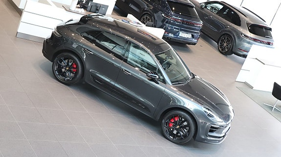 Porsche Macan GTS 5 of 13