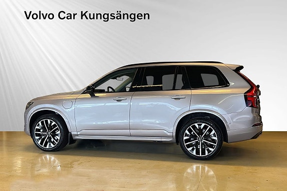 Volvo XC90 3 of 25