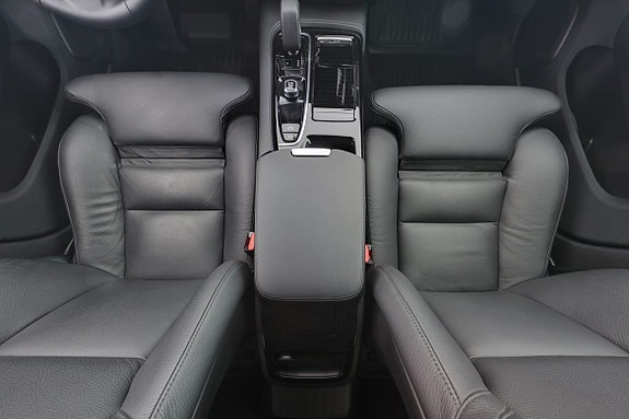 Volvo V60 9 of 16
