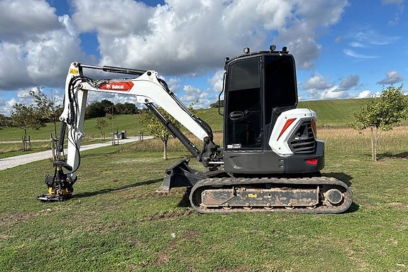 Bobcat E 55z 2 of 24