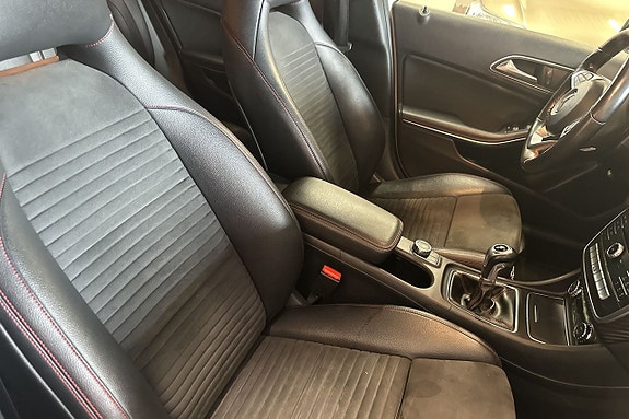 Mercedes-Benz A180 13 of 24